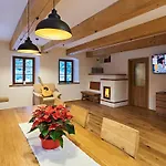 Ferienhaus Na Jeleni Stezce *