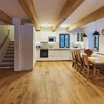 Ferienhaus Na Jeleni Stezce