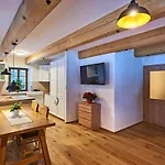 Ferienhaus Na Jeleni Stezce Chřibská