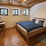 Ferienhaus Na Jeleni Stezce Chřibská
