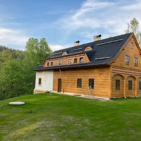 Na Jeleni Stezce Feriehus *