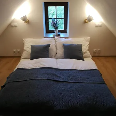 Na Jelení Stezce * Chřibská