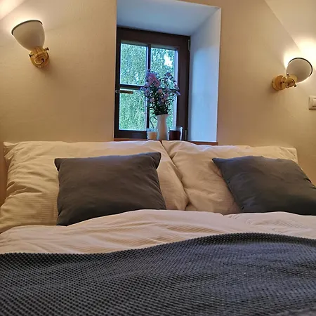 Na Jeleni Stezce 度假居